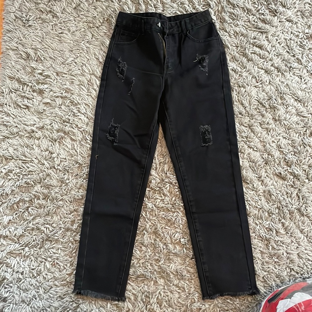 Black Jeans, Distressed